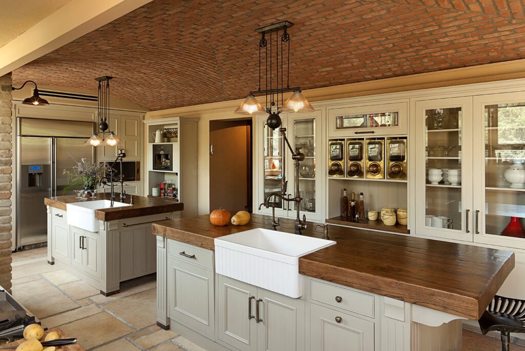 מטבח פרובנס קלאסי למשפחת MA בירושלים